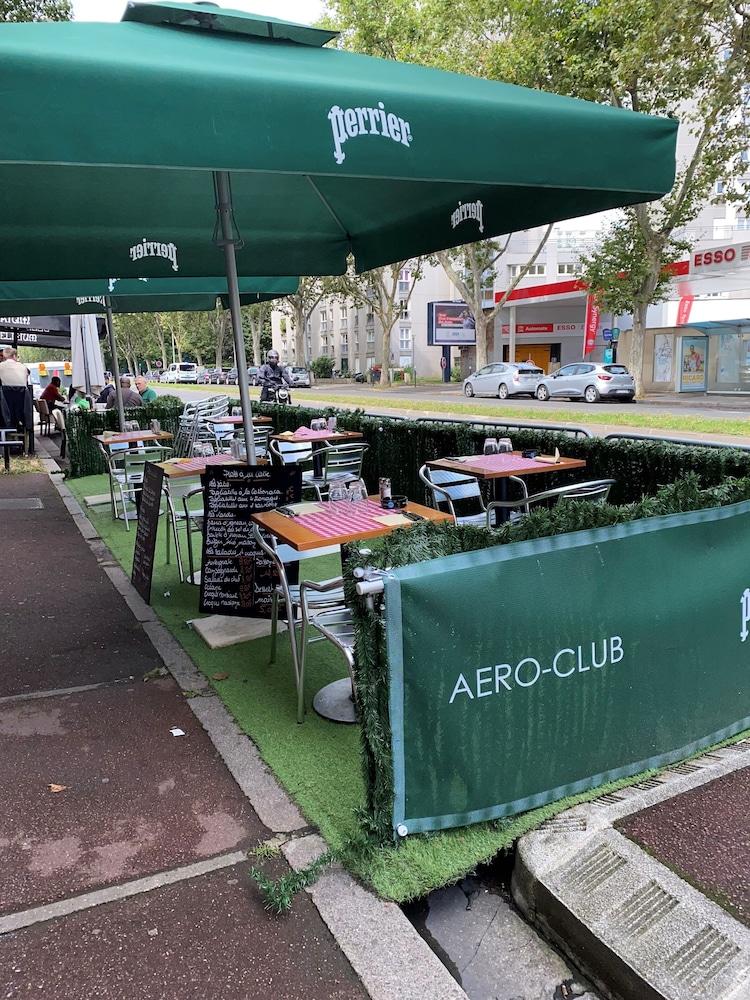 Aero Club Hotel Issy-les-Moulineaux Bagian luar foto